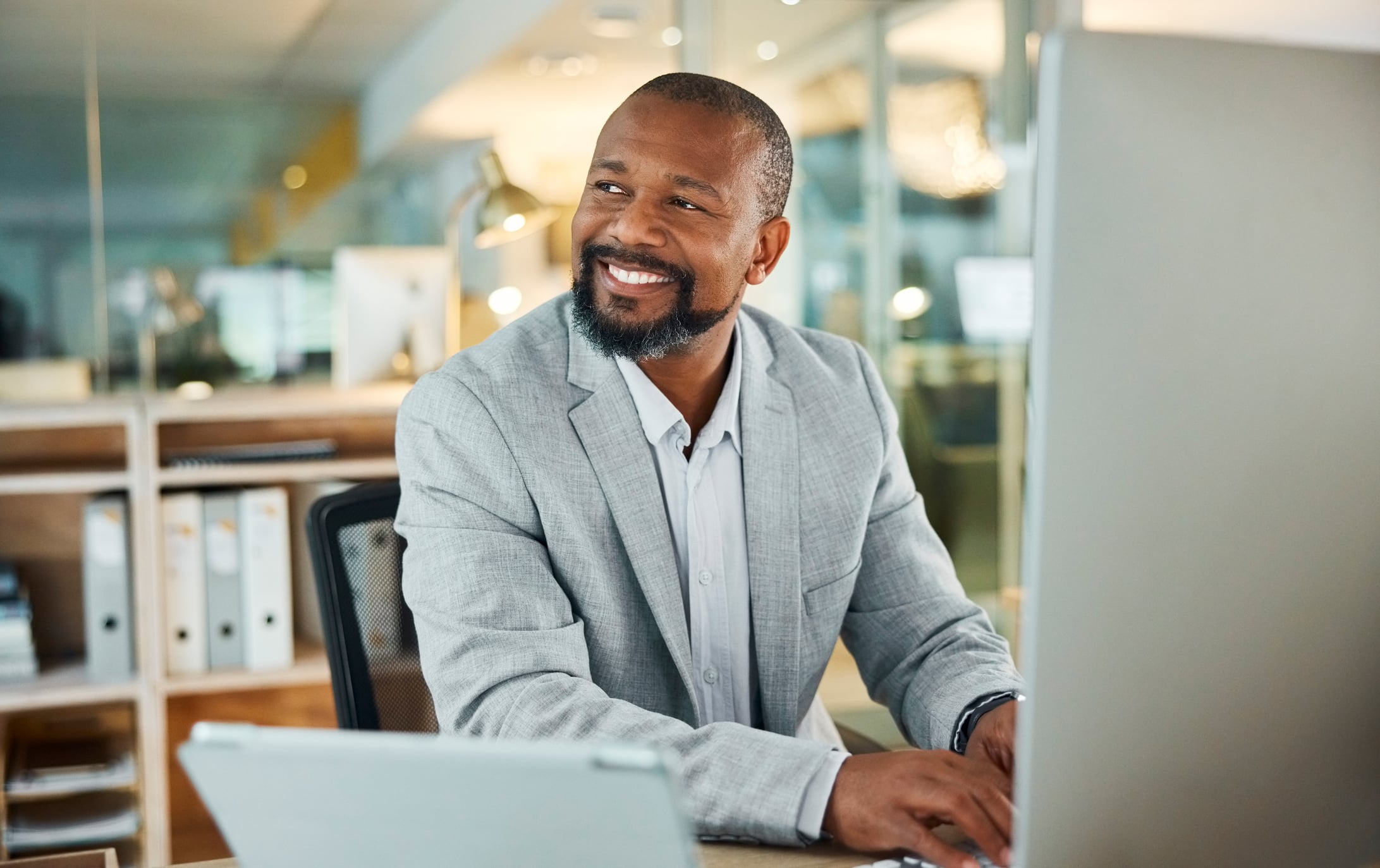 Instructor-Led vs. Self-Paced CFP® Online Courses: Which Is Right for You?